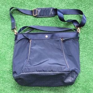 Calia by Carrie underwood bag duffel gym purse